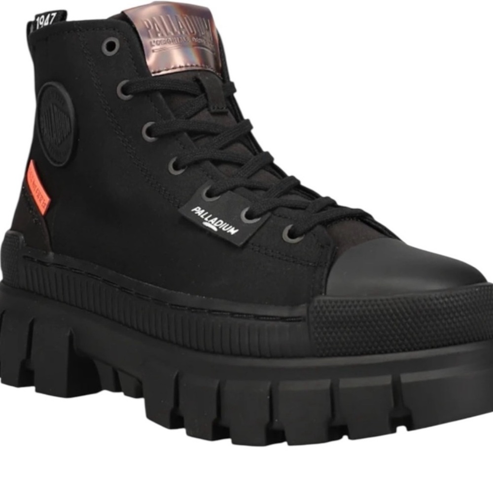 Palladium Women's Revolt Hi Tx Black size 7
